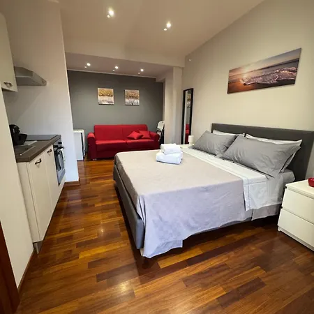 House Zeta Piazza Carmine * Reggio Calabria